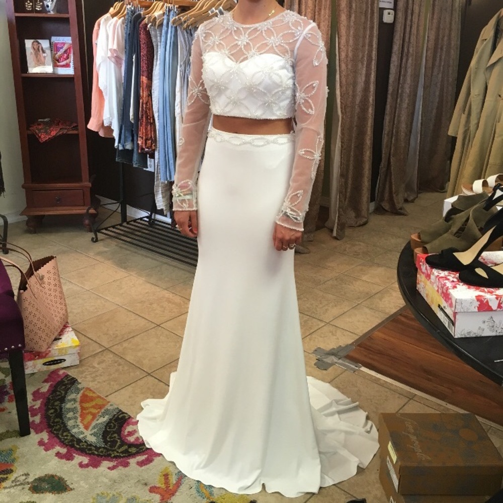White Prom, Pageant, Formal Dress